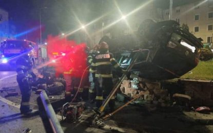 Video șocant. Accident. Tânăr de 21 de ani mort. A intrat cu toată viteza intr-un sens girator înălțat