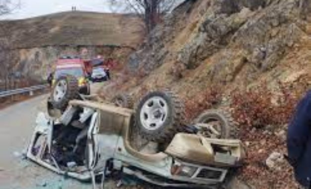 Final tragic pentru conducătorul unui autoturism, implicat într-un accident rutier, lângă Ponoară
