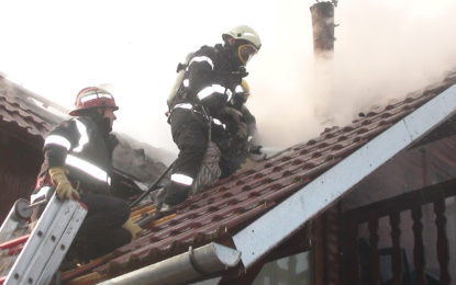 Incendii provocate de coșuri de fum, în Balc și Câmpani