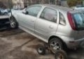 Autoturism abandonat, ridicat și transportat pe strada Academiei