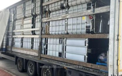Peste patru tone de containere din plastic oprite la Vama Borş şi înapoiate în Germania
