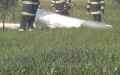 Un planor s-a prăbușit în localitatea Ineu de Criș, iar pilotul nu a supraviețuit