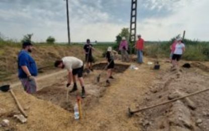 O nouă campanie de cercetări arheologice sistematice la Sântion „Dealul Mănăstirii”