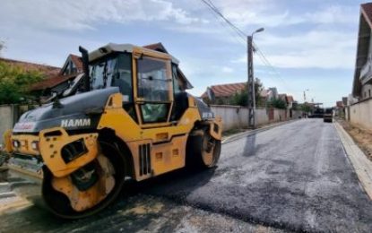 Continuă modernizarea străzilor din Grigorescu. A început asfaltarea străzii Mircea Zaciu