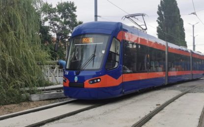 Primăria Oradea cumpără alte 9 tramvaie noi