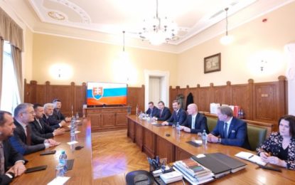 Primarul Florin Birta a primit vizita ministrului de Externe al Slovaciei, Juraj Blanár