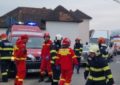 Intervenție pentru salvarea victimelor unui accident rutier produs în Borș, soldat cu nouă persoane rănite