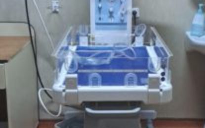 Sponsorizare din partea Asociației pentru micuțul Noel: masă de resuscitare destinată nou-născuților Secției Clinice Neonatologie din cadrul Spitalului Clinic Județean de Urgență Bihor