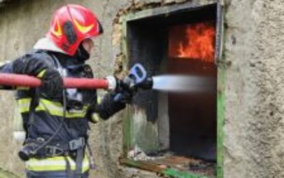 Incendiu la o locuință din Cetariu! Nu lăsați mijloacele de încălzire în funcțiune, nesupravegheate!