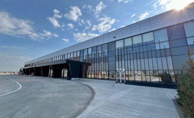 Licitație pentru spații comerciale în noul terminal al Aeroportului Oradea