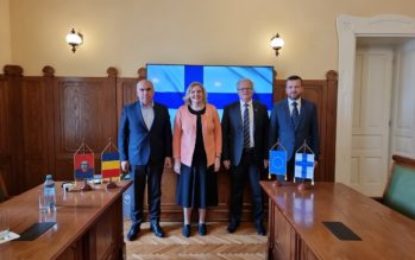 Prezent la Oradea, ambasadorul Finlandei în România laudă municipalitatea  pentru dezvoltarea orașului