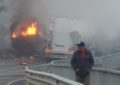 Accident între două autovehicule, urmat de incendiu, în Ceica