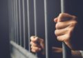Un bărbat, condamnat la închisoare pentru tâlhărie calificată, depistat și încarcerat de polițiștii din Bihor