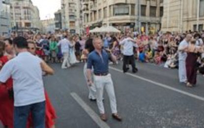 Apariţie surpriză a tenorului ŞTEFAN von KORCH la Noaptea Dansului 2024 – cel mai mare eveniment de dans urban din ţară