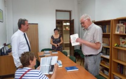 Profesorul Dennis Deletant, impresionat de Universitatea din Oradea