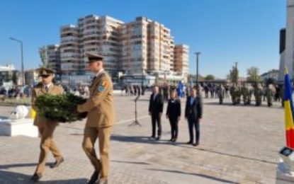 Primarul Florin Birta, alături de viceprimarii Antonia Nica și Teofil Filimon, au participat azi la ceremonia dedicată Zilei Armatei Române