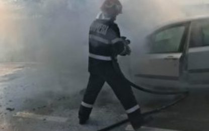 Incendiu la un autoturism, în Băile Felix