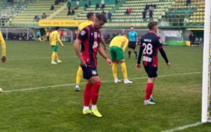 FC Bihor a pierdut şi la Mioveni, pe terenul ultimei clasate