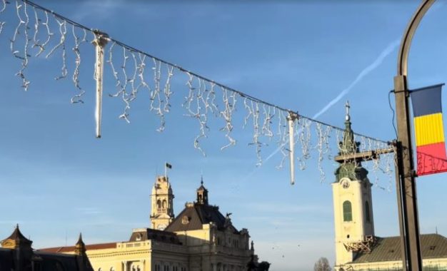 Oradea se pregătește pentru sărbători: Iluminatul festiv prinde contur