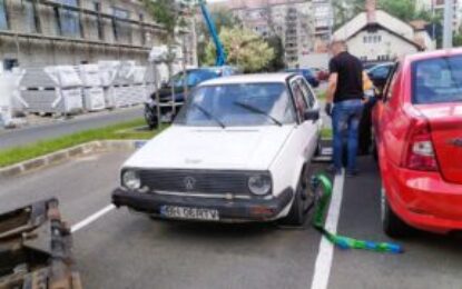 Autovehicul fără stăpân ridicat de pe domeniul public