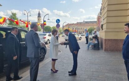 Majestatea Sa Margareta, Custodele Coroanei, și Alteța Sa Regală Principele Radu – în vizită oficială la Primăria Oradea