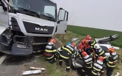 Detașamentul 2 de Pompieri Oradea sărbătorește 31 de ani de la înființare