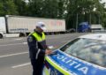 Polițiștii rutieri din Bihor, în acțiune în cadrul operațiunii „Truck & Bus”, pentru verificarea transportului rutier de persoane și marfă