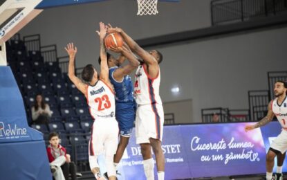 Baschetbaliştii de la CSM CSU Oradea au câştigat primul duel cu SCM U Craiova din primul tur al play-off-ului Ligii Naţionale