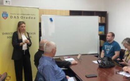 Cursurile digitale gratuite pentru vârstnici continuă cu succes