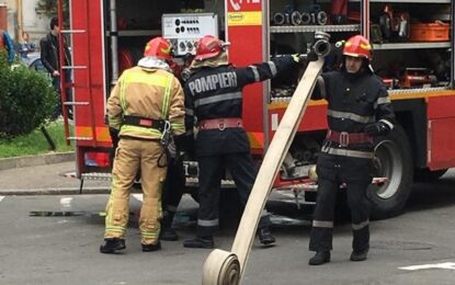 Octogenară salvată de pompierii orădeni